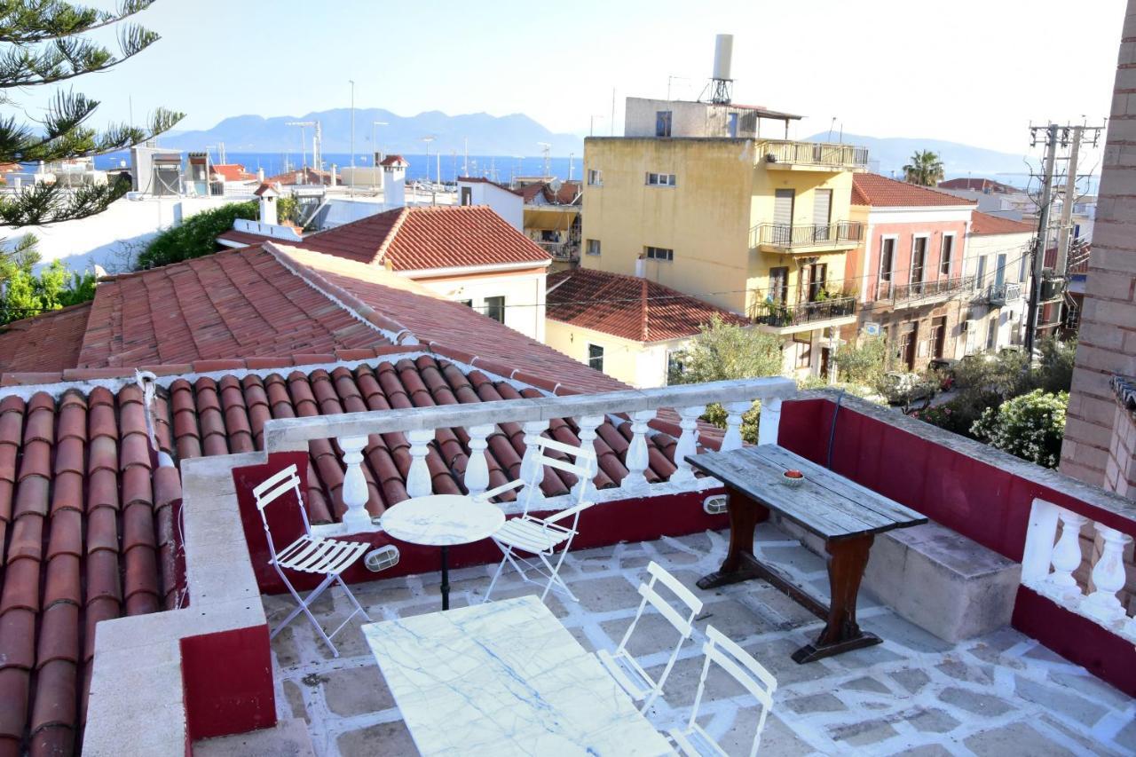 Aeginitikon Arhontikon Stylish Boutique Hotel Aegina Exterior photo